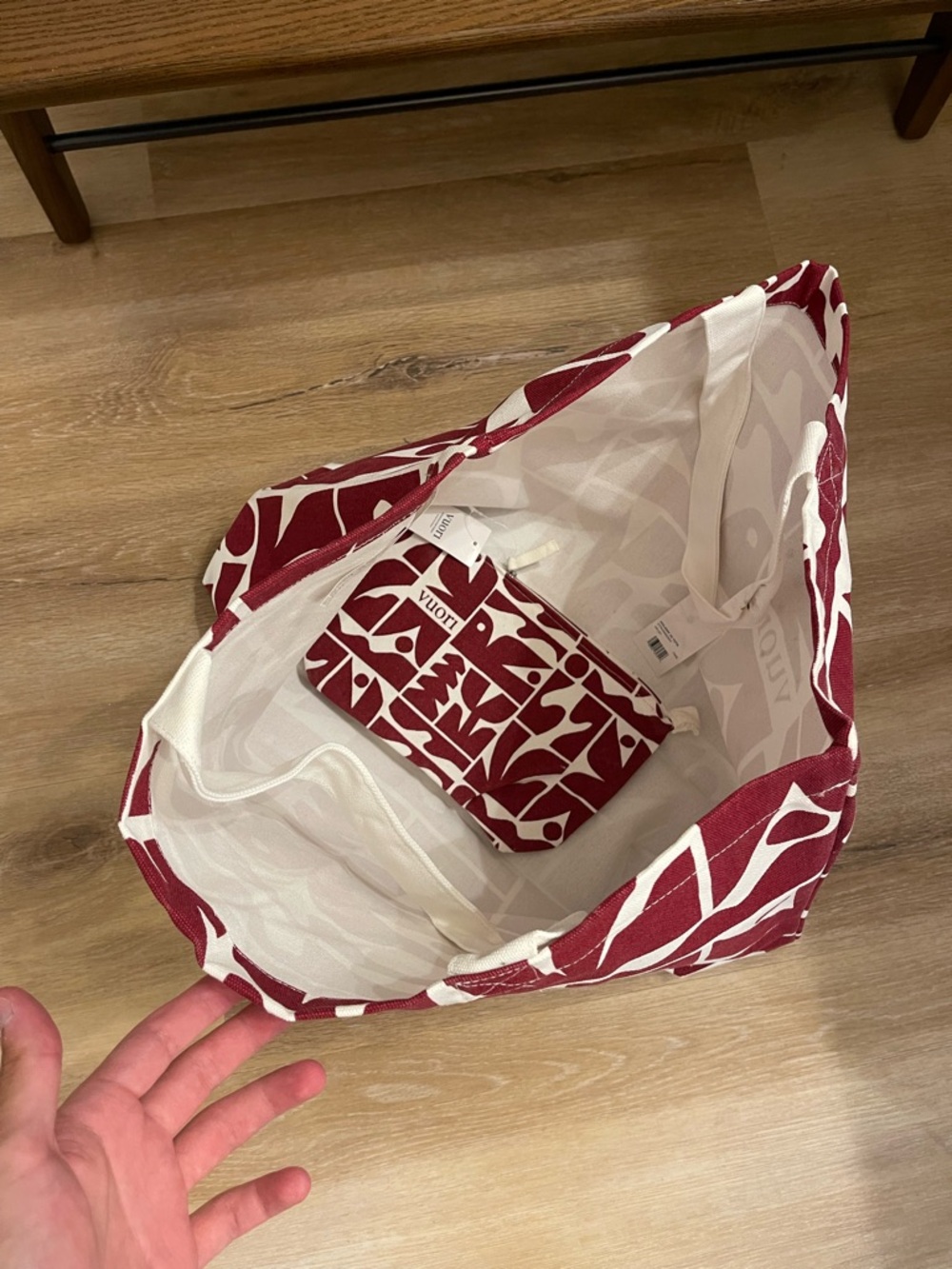 New (NWT) Vuori Holiday Tote Bags - Picture 5 of 5